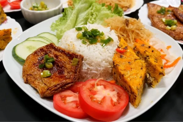 Nước mắm pha — bí quyết phân biệt quán cơm tấm ngon và bình thường, mỗi nhà một công thức