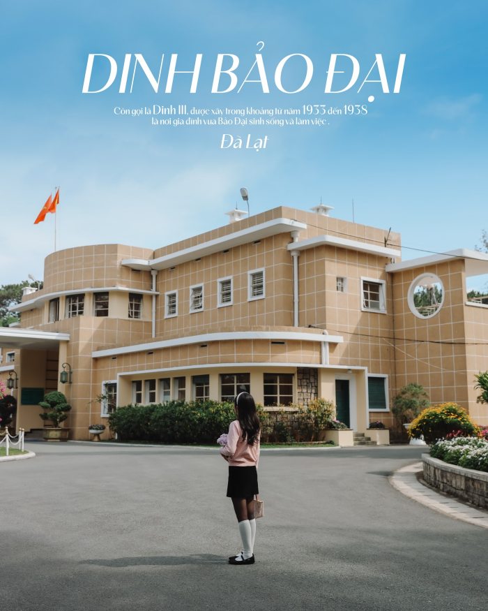 Phòng ngủ chính của vua Bảo Đại — bố trí và đồ nội thất gỗ tếch gốc từ thập niên 1930–1940
